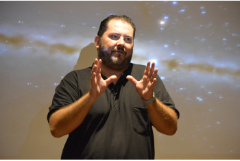 Gravação do curso "Astrobiologia e BNCC - do letramento científico a uma perspectiva futura", com meu parceiro Ivan Lima, da NASA. A gravação foi no CEDAI - Centro de Estudos Digitais Astronômicos Integrados, no espaço Jabuti Lazer e Conhecimento. 