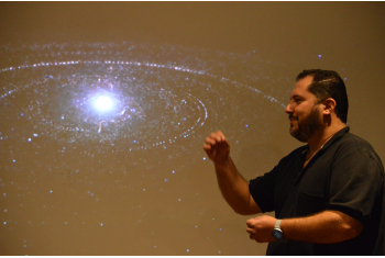 Gravação do curso "Astrobiologia e BNCC - do letramento científico a uma perspectiva futura", com meu parceiro Ivan Lima, da NASA. A gravação foi no CEDAI - Centro de Estudos Digitais Astronômicos Integrados, no espaço Jabuti Lazer e Conhecimento. 