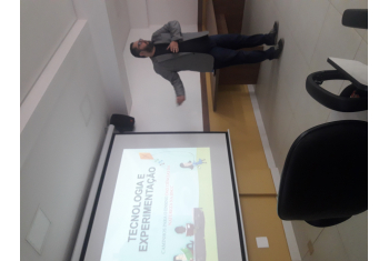 Palestra no SINEPE - Sindicato das Escolas Particulares. Tecnologia e Experimentação: caminhos para o ensino de Ciências da Natureza na BNCC. 